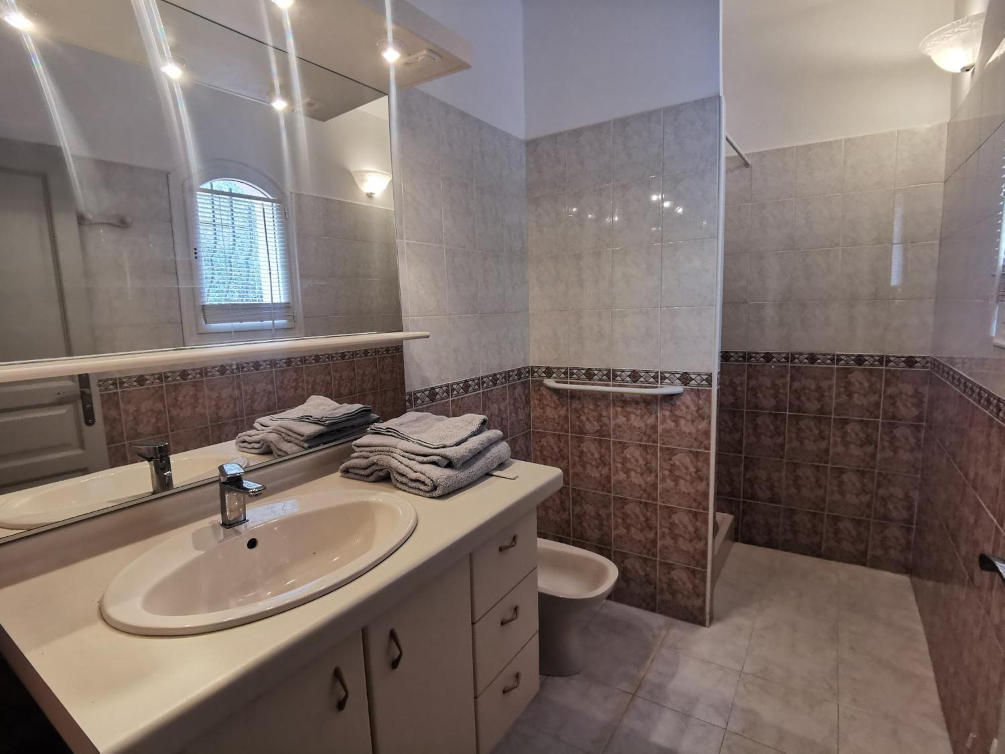 Le Loriot Villa Auriol Bagian luar foto
