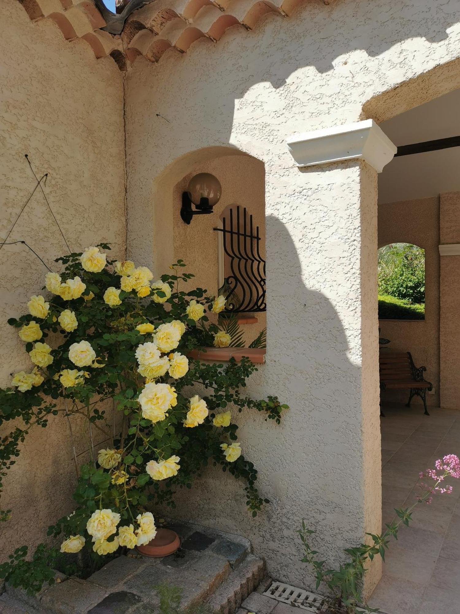 Le Loriot Villa Auriol Bagian luar foto